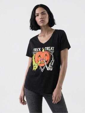 torrid Black V‑Neck Tee with Orange Pumpkin & Yellow Ghost Graphic